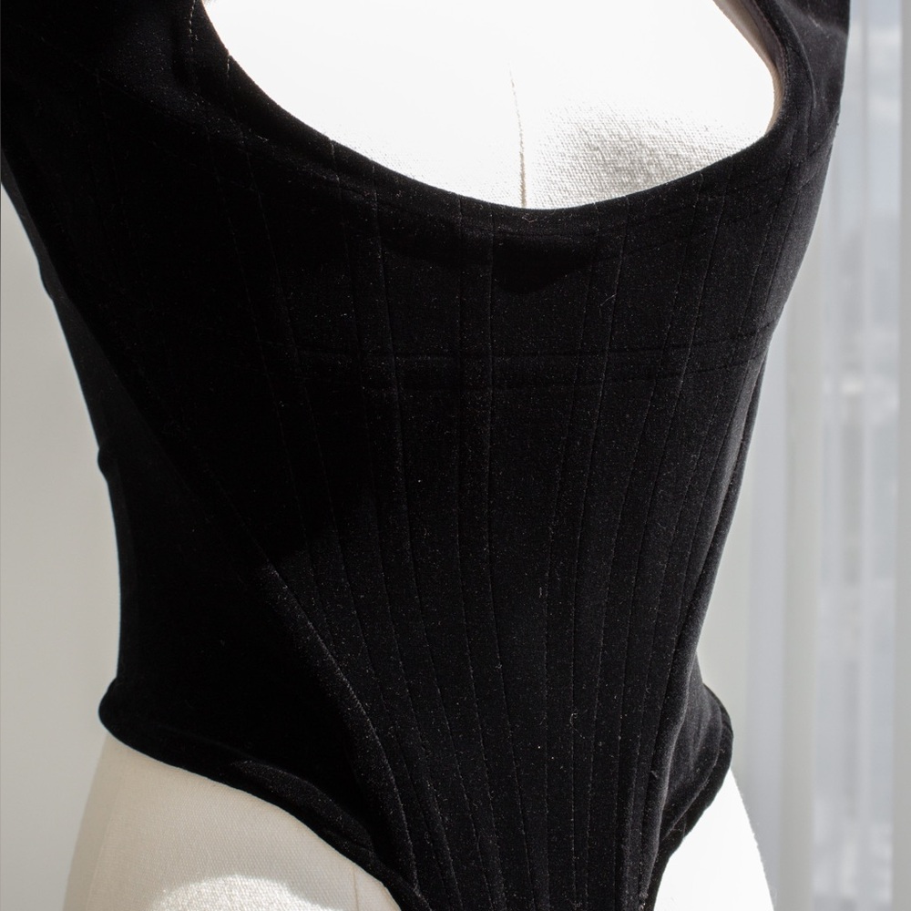 Vivienne Westwood Gold Label Vintage Black Velvet 90s Corset - Picture 6 of 11